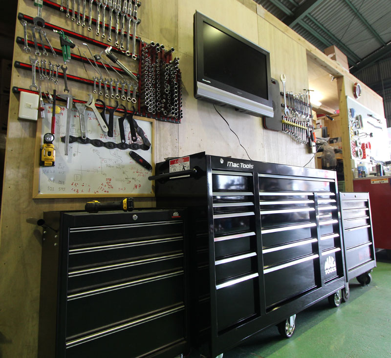 マックツール(看板) マックツール看板 （yellow） Mac tools - メルカリ