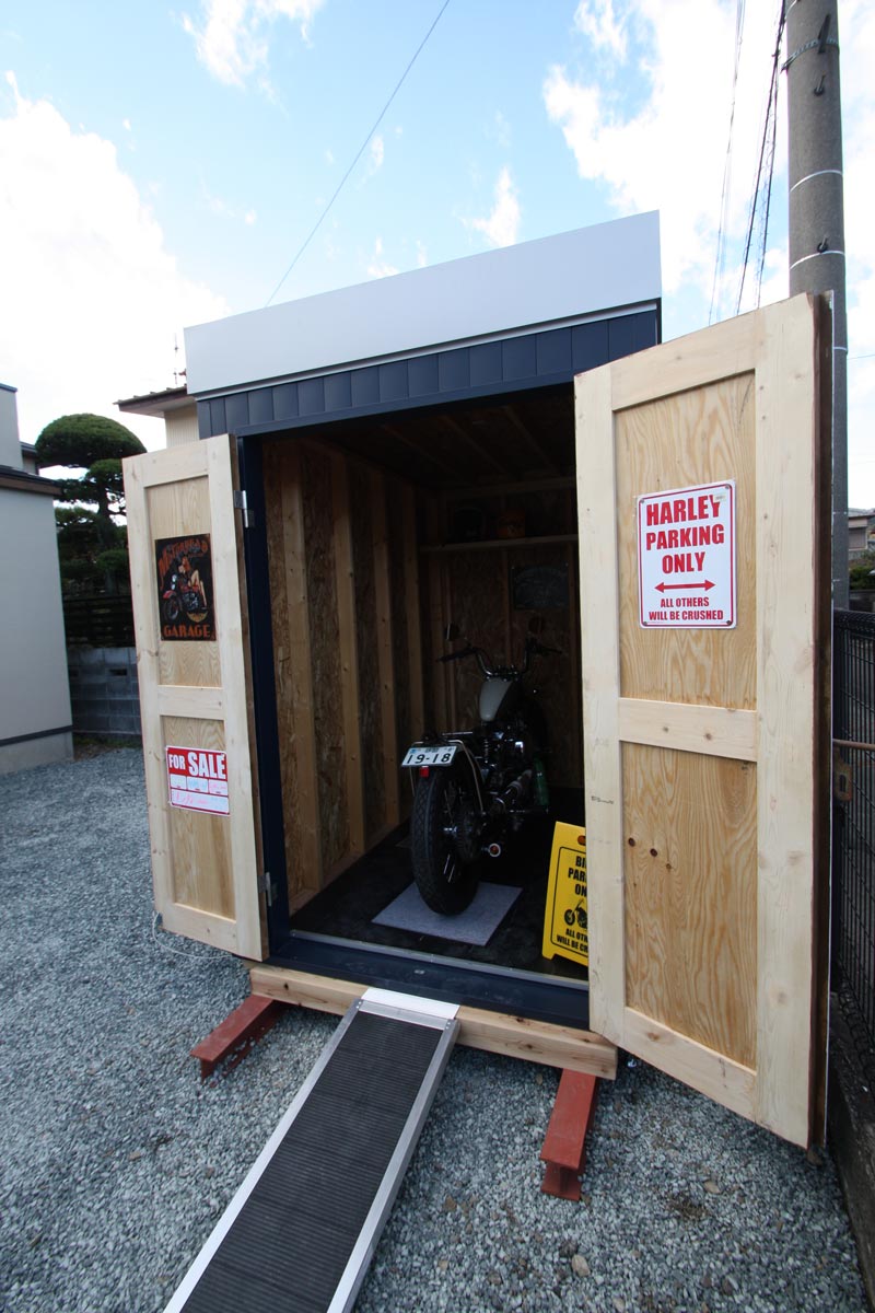 MAXI GARAGE WORKS 乗り物好きの職人が作るこだわりのガレージ