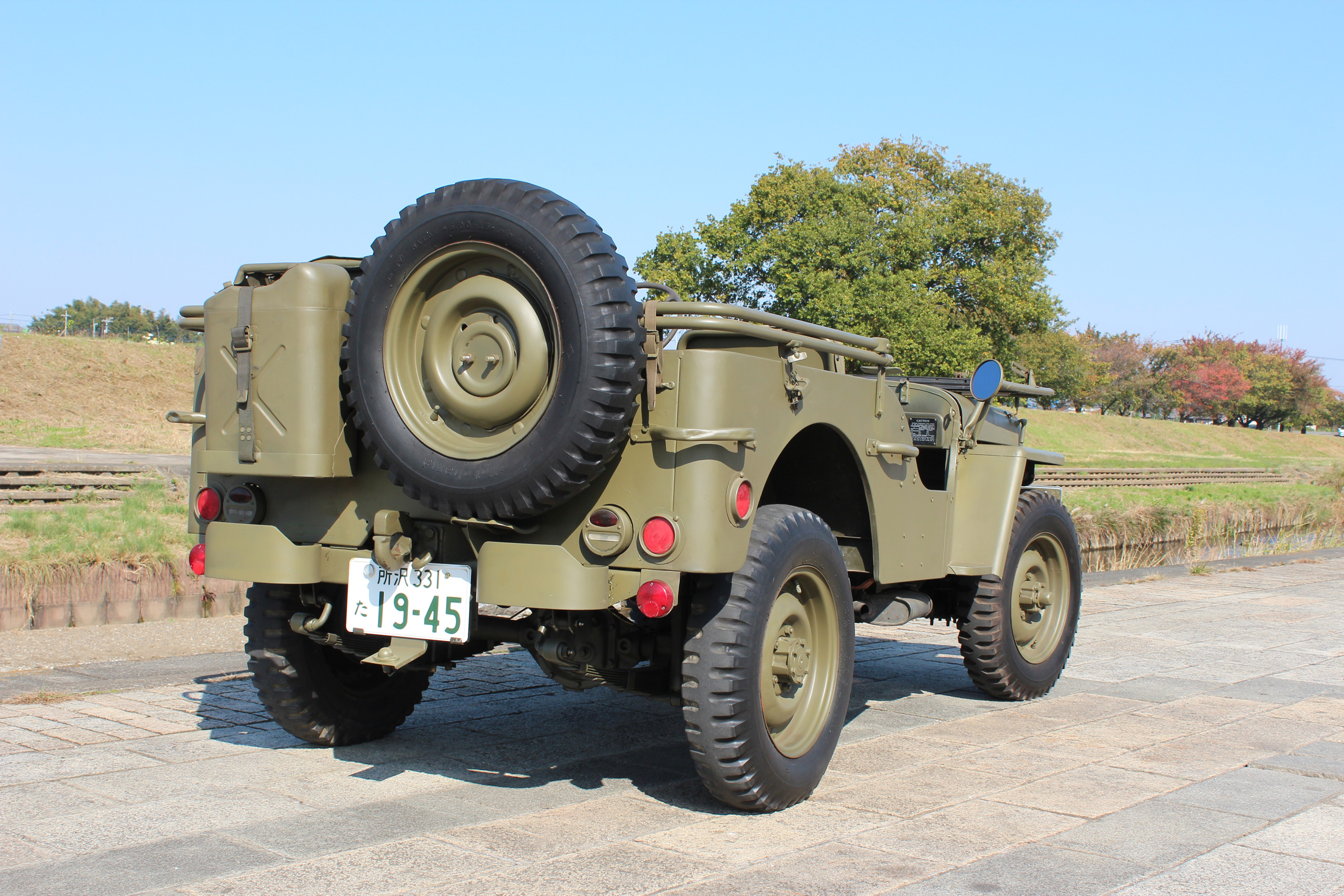 THE ORIGINAL 1945 WILLYS MB | WHEELS | ON THE ROAD MAGAZINE web